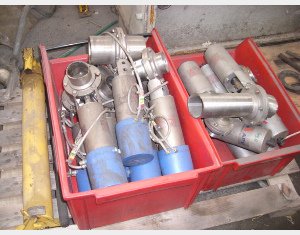 Lot de 11 vannes PU0118