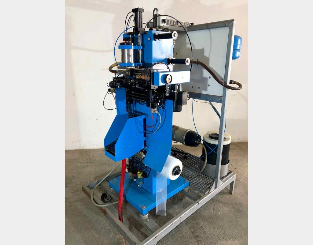 Packaging machine - For water bladder