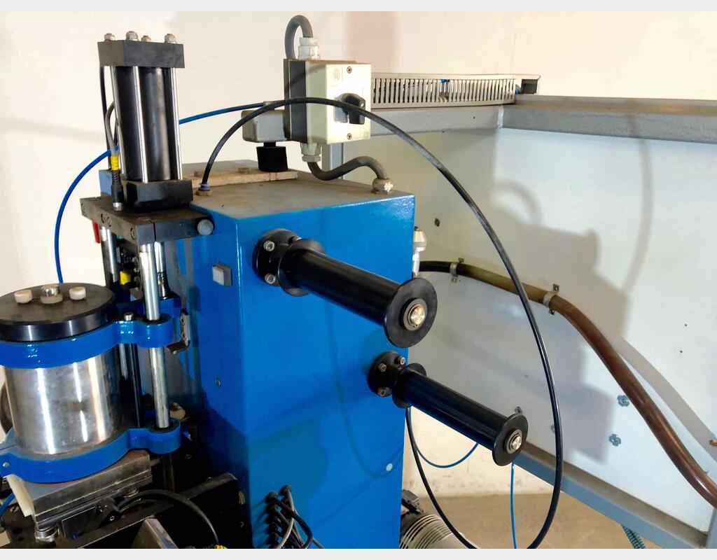 Machine de conditionnement Type : WL MINI FIX WATER-LINE