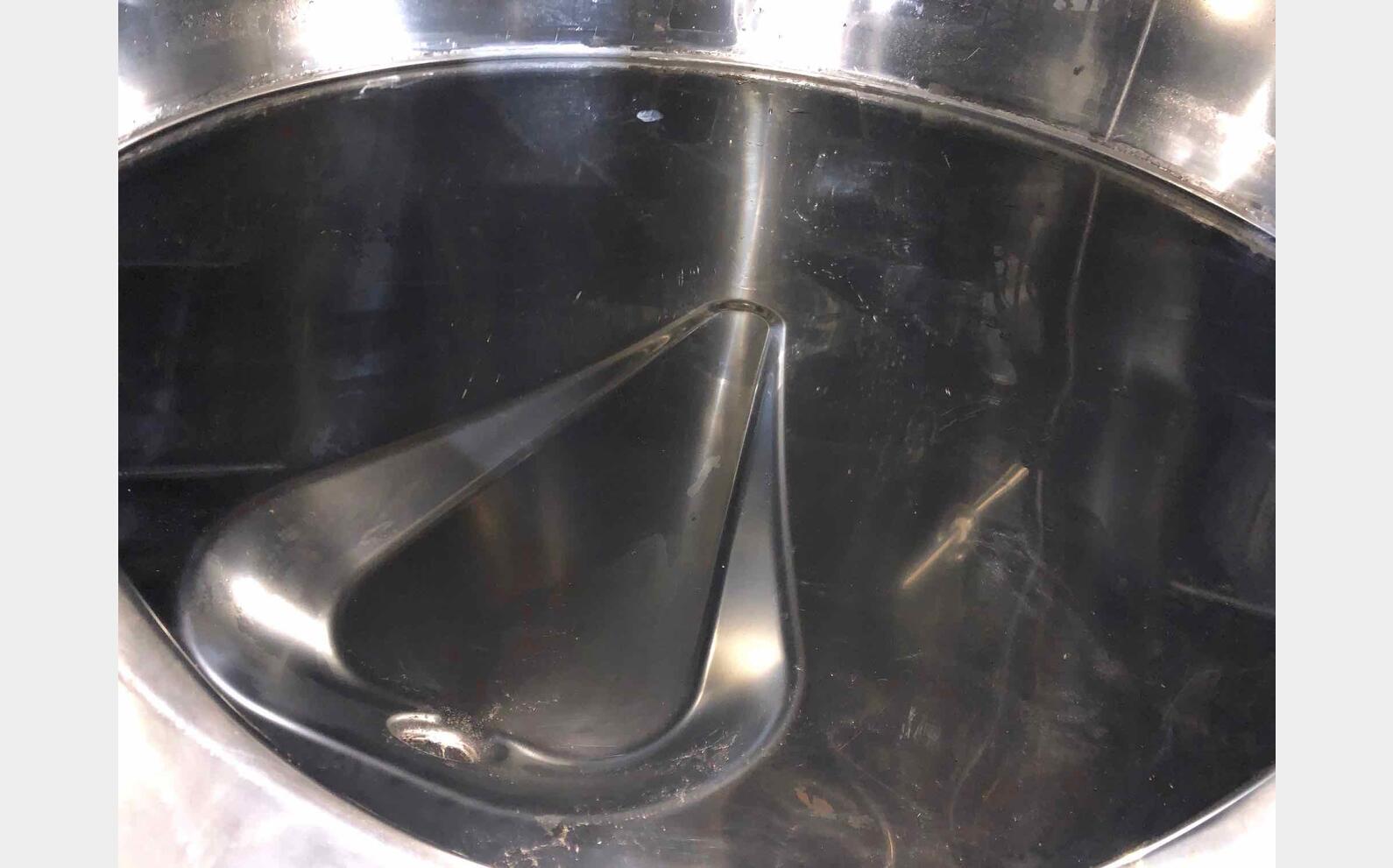 316 stainless steel tank - STOBP2500 25 HL (2 500 Liters) ARSILAC