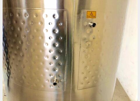 304 stainless steel tank - Closed - On feet - Model STOBPTR2500