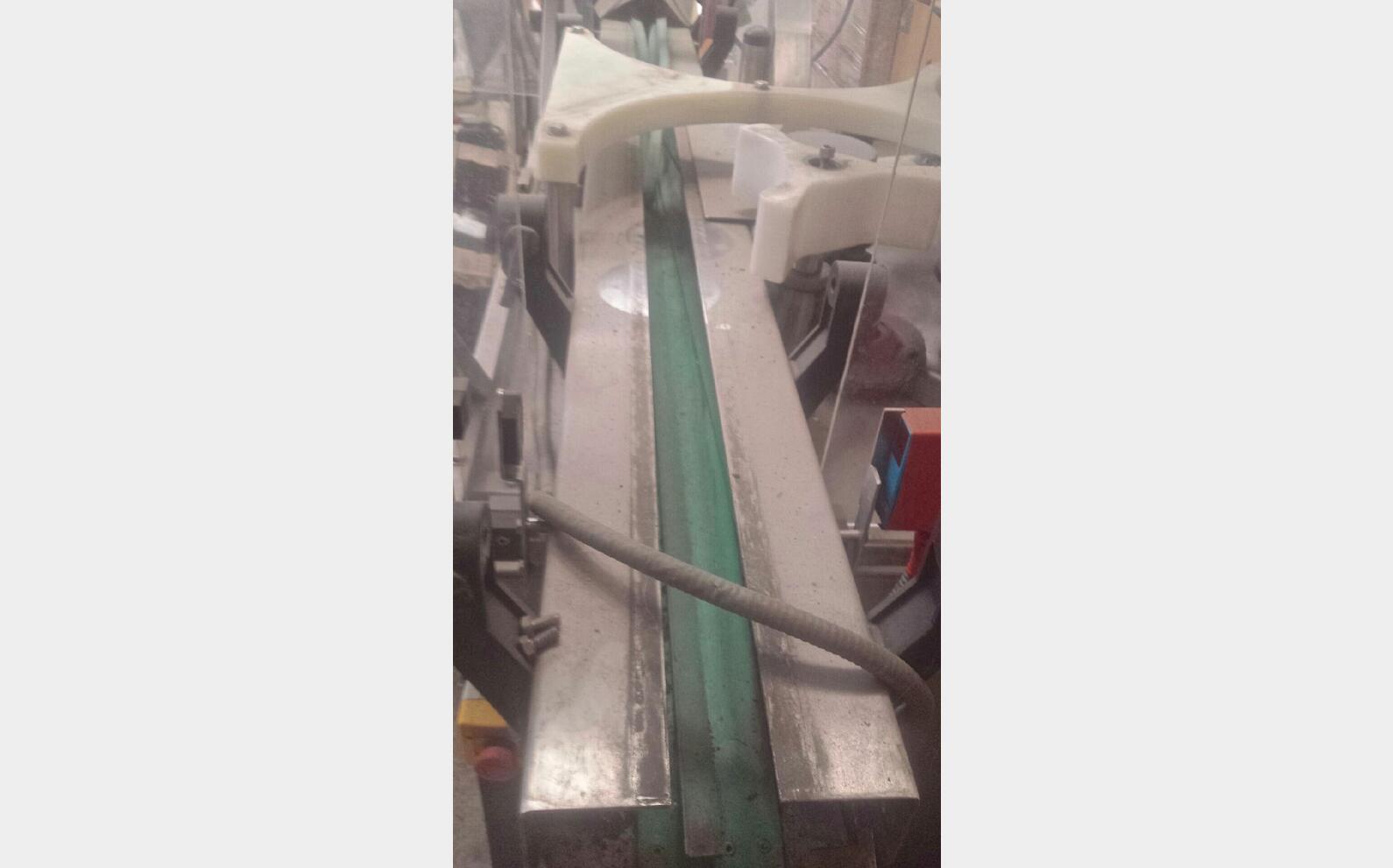 Tireuse 12 becs PU0118