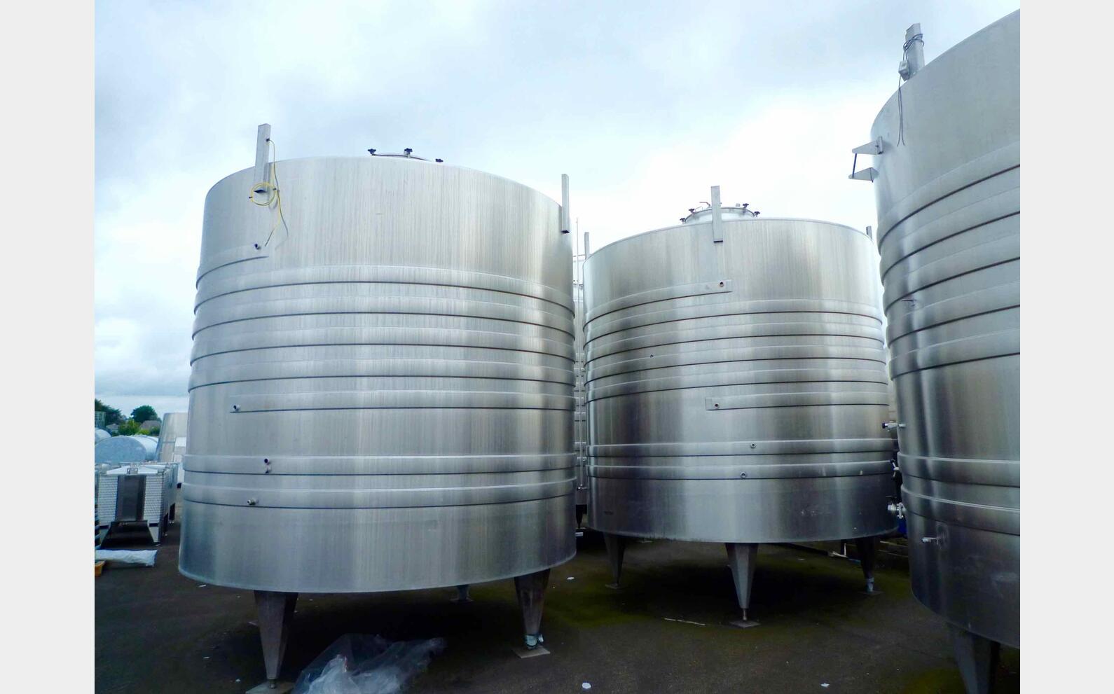 Stainless steel tank 243 HL (24 300 Liters) GUERIN