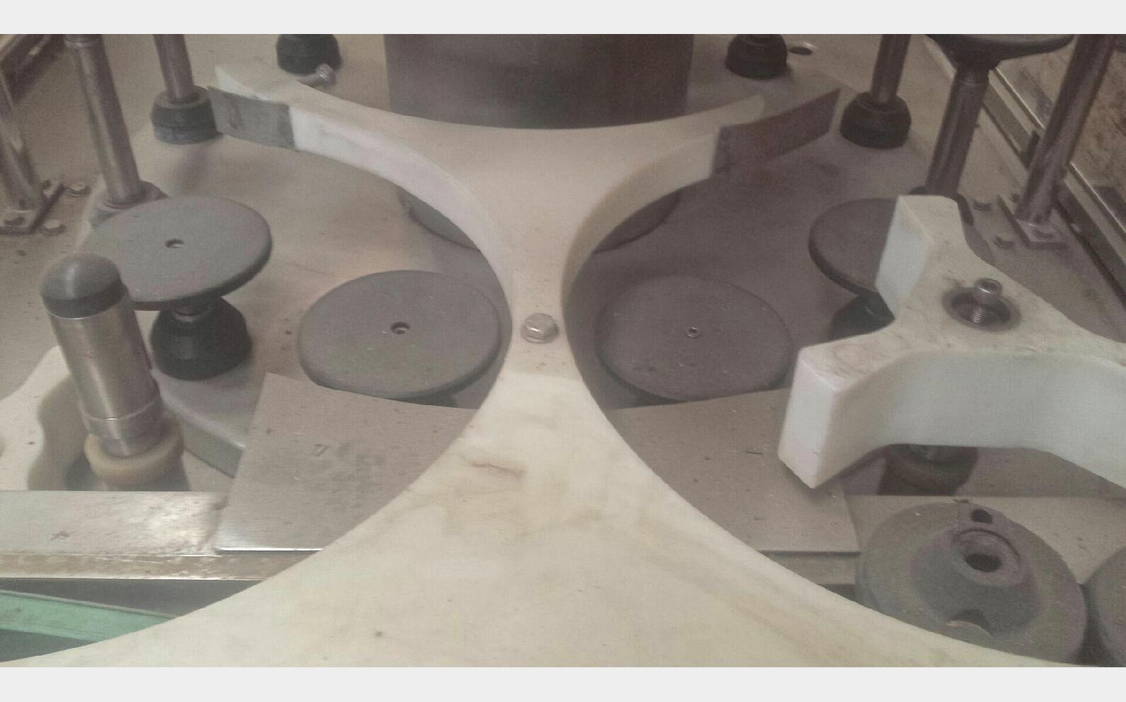 Tireuse 12 becs PU0118
