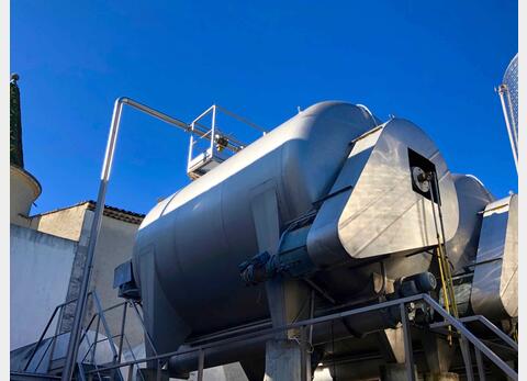 Cuve inox ferm&eacute;e sur pieds 300 HL (30 000 Litres) RIEGER