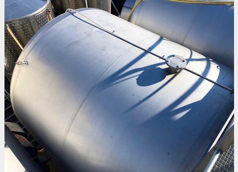 Closed stainless steel tank 300 HL (30 000 Liters) RIGER