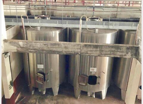 Cuve stockage inox fond conique sur pieds