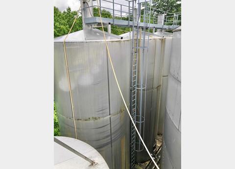 Cuve stockage inox 316L sur radier ETA