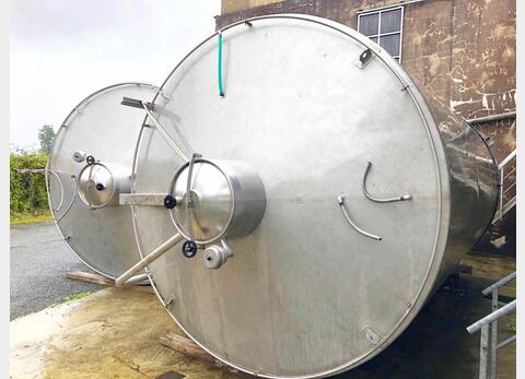 Stainless steel storage tank on skirt - 355 HL (35 500 Liters)