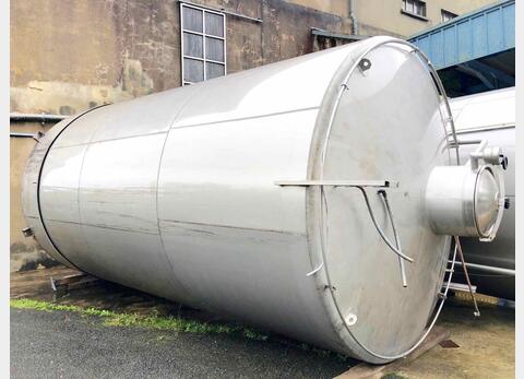 Stainless steel storage tank on skirt - 355 HL (35 500 Liters)