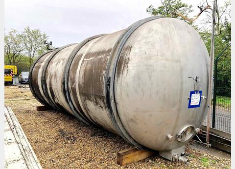 Closed 304 stainless steel storage tank - 335 HL (33 500 Liters)