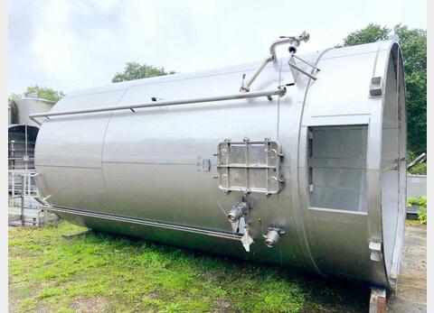 Stainless steel storage tank on skirt - 355 HL (35 500 Liters)