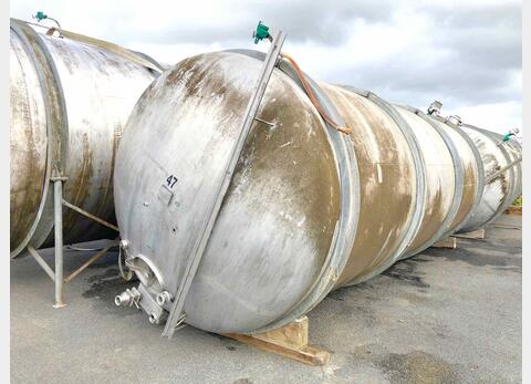 Closed 304 stainless steel storage tank - 335 HL (33 500 Liters)