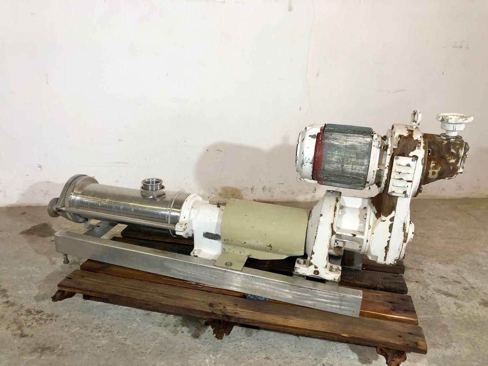 Excentrated rotor pump