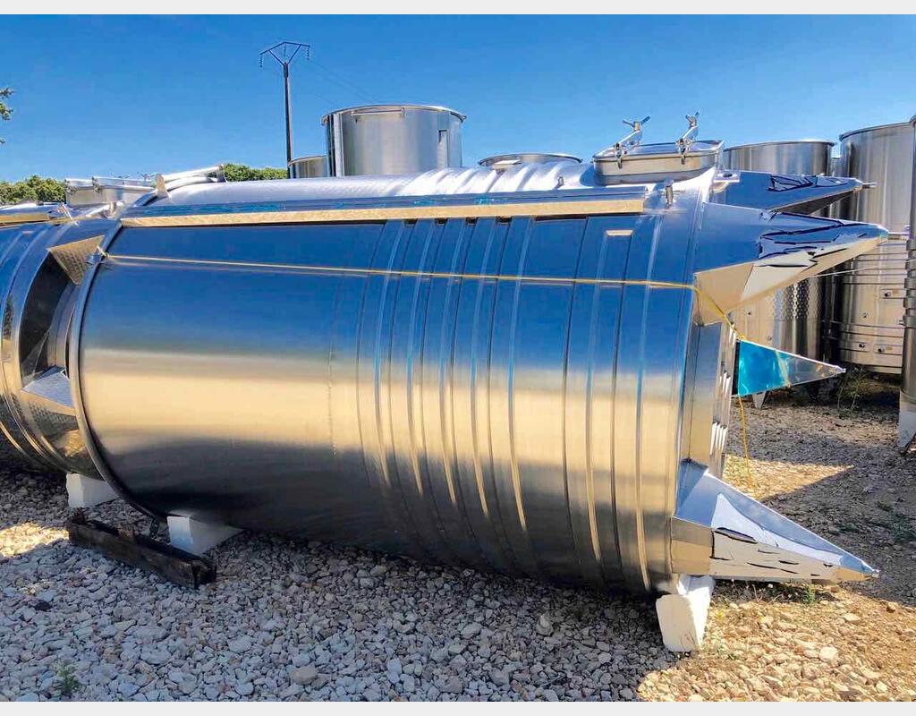 304 stainless steel tank - Floating hat - Model SPACSER10000A