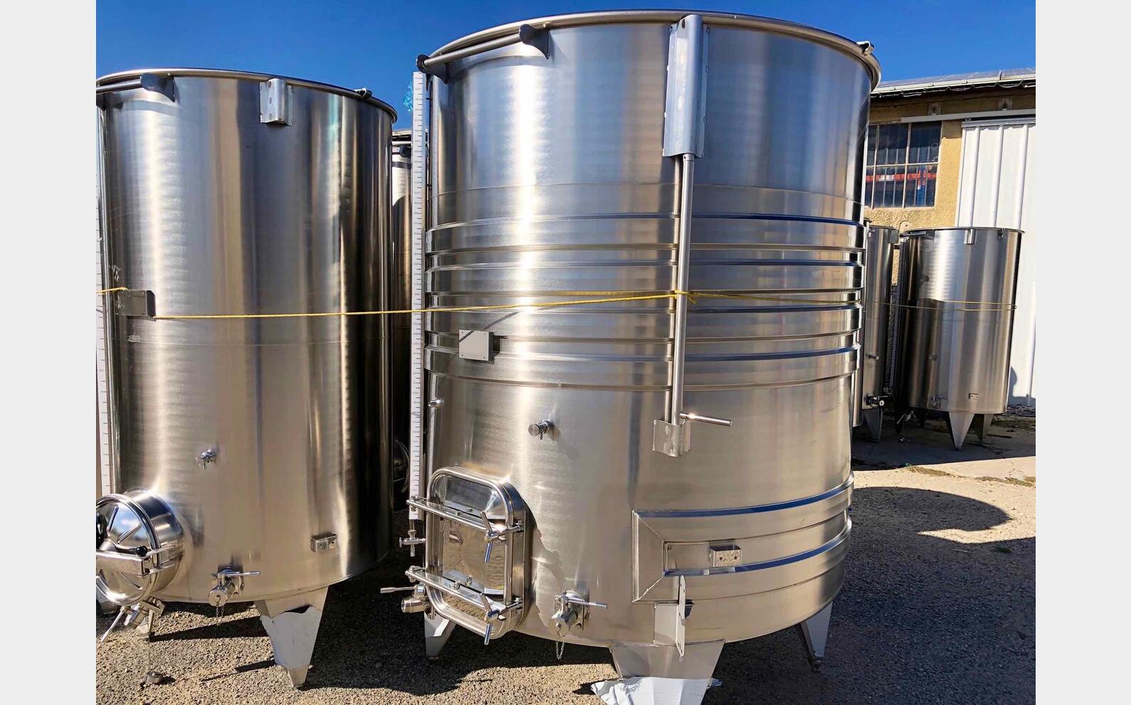 Cuve inox 304 - Circuit serpentin 38.7 HL (3 875 Litres) ARSILAC