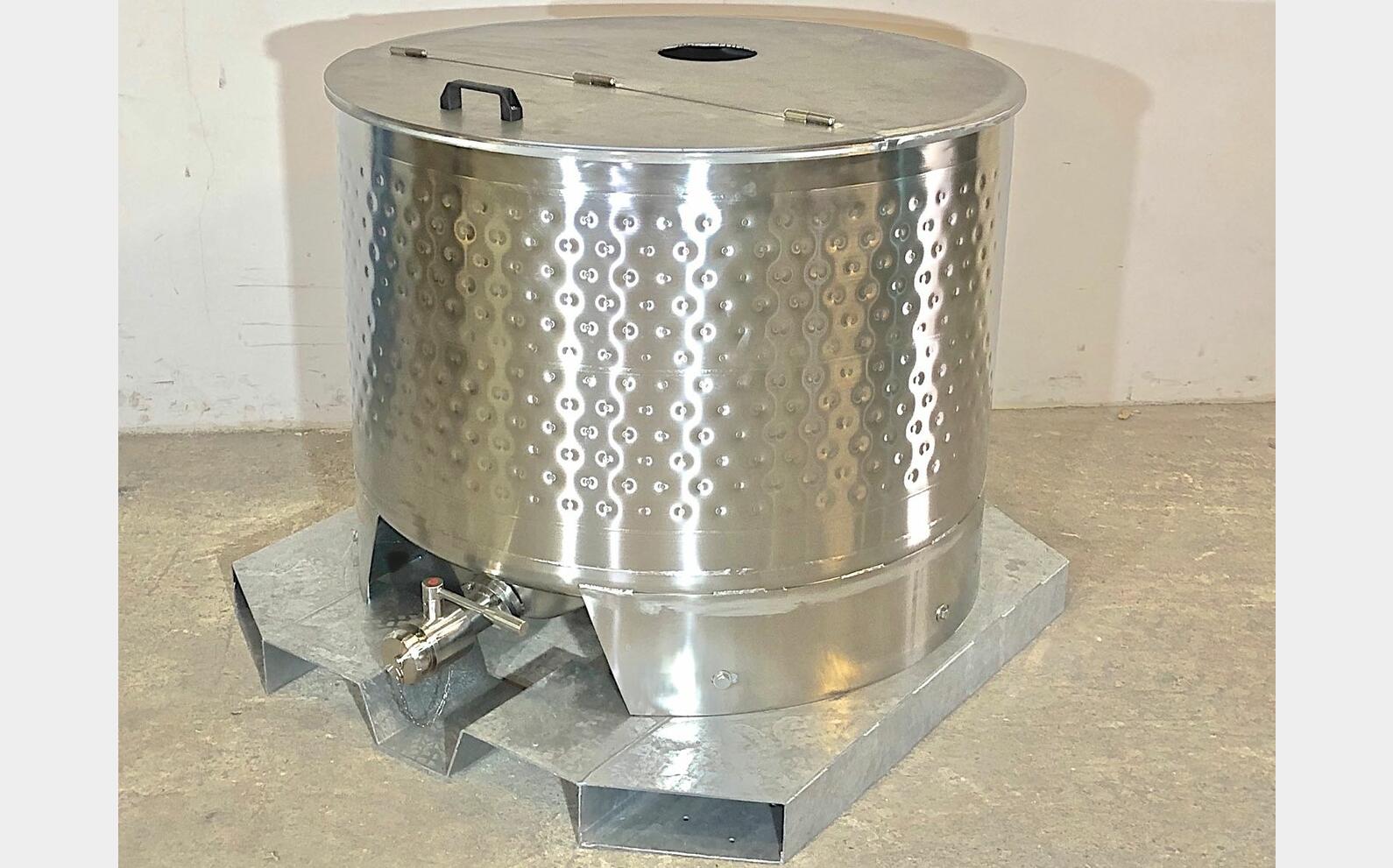316 stainless steel tank - SBPM750 6.4 HL (645 liters) ARSILAC