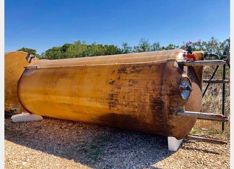 Floating cap fiber tank - 150 HL (15 000 Liters)
