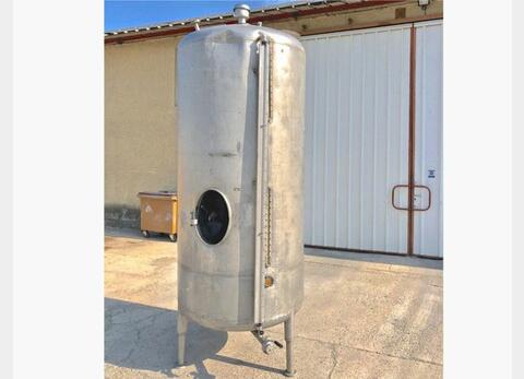 Stainless steel tank 25 HL (2500 liters)