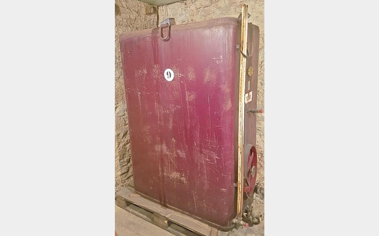 Cuve ferm&eacute;e acier emaill&eacute; Marque : MIROIR