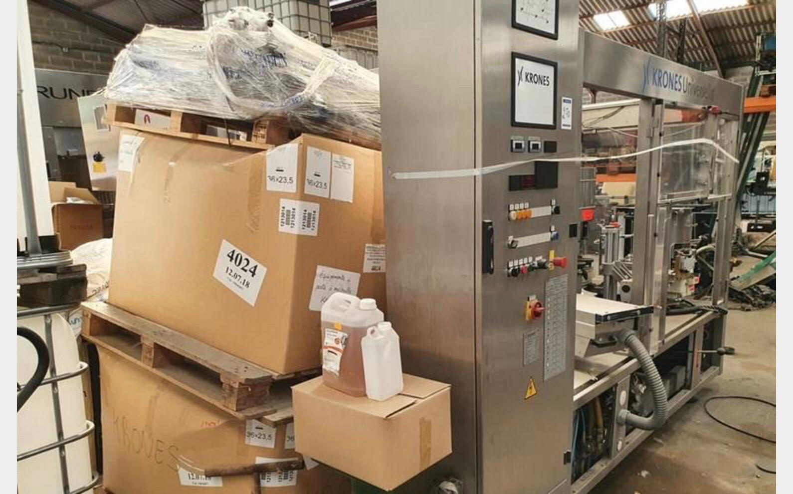 KRONES - Etiqueteuse Cadence : 8000 Bt/h KRONES