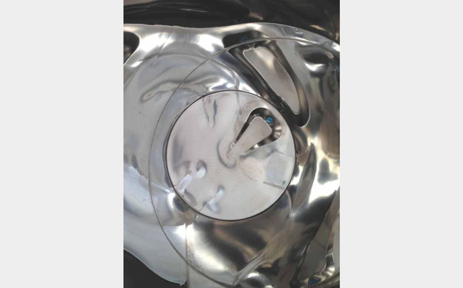 Cuve inox 304 fond bomb&eacute; chap flottant