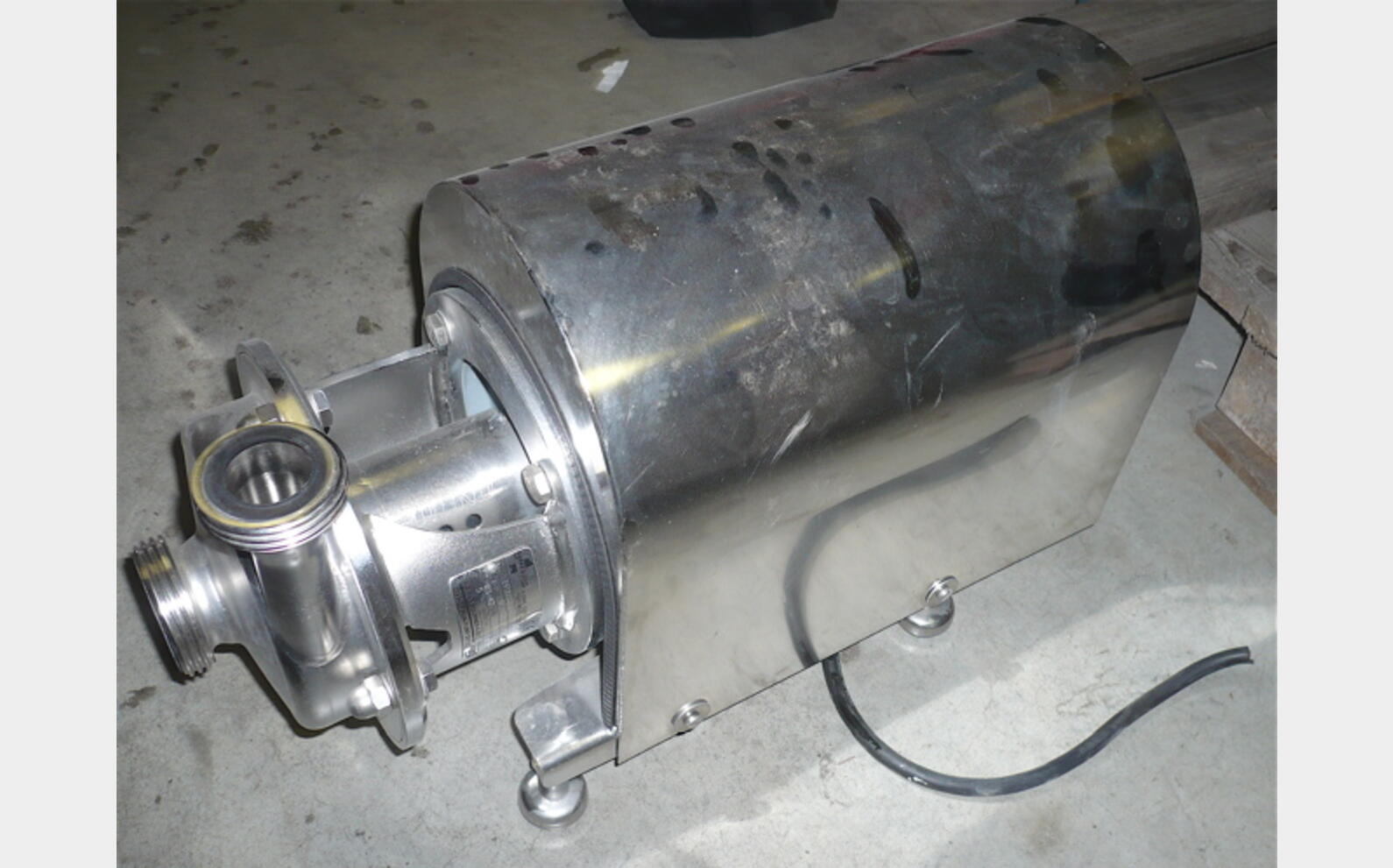 pompe centrifuge INOX 316L Ann&eacute;e : 2003 Marque : PIERRE GUERIN