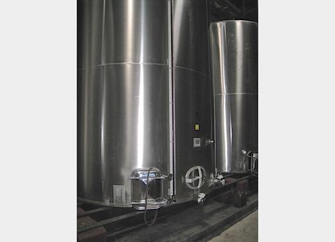 cuve inox cylindrique Volume : 32000 litres (320 hls)