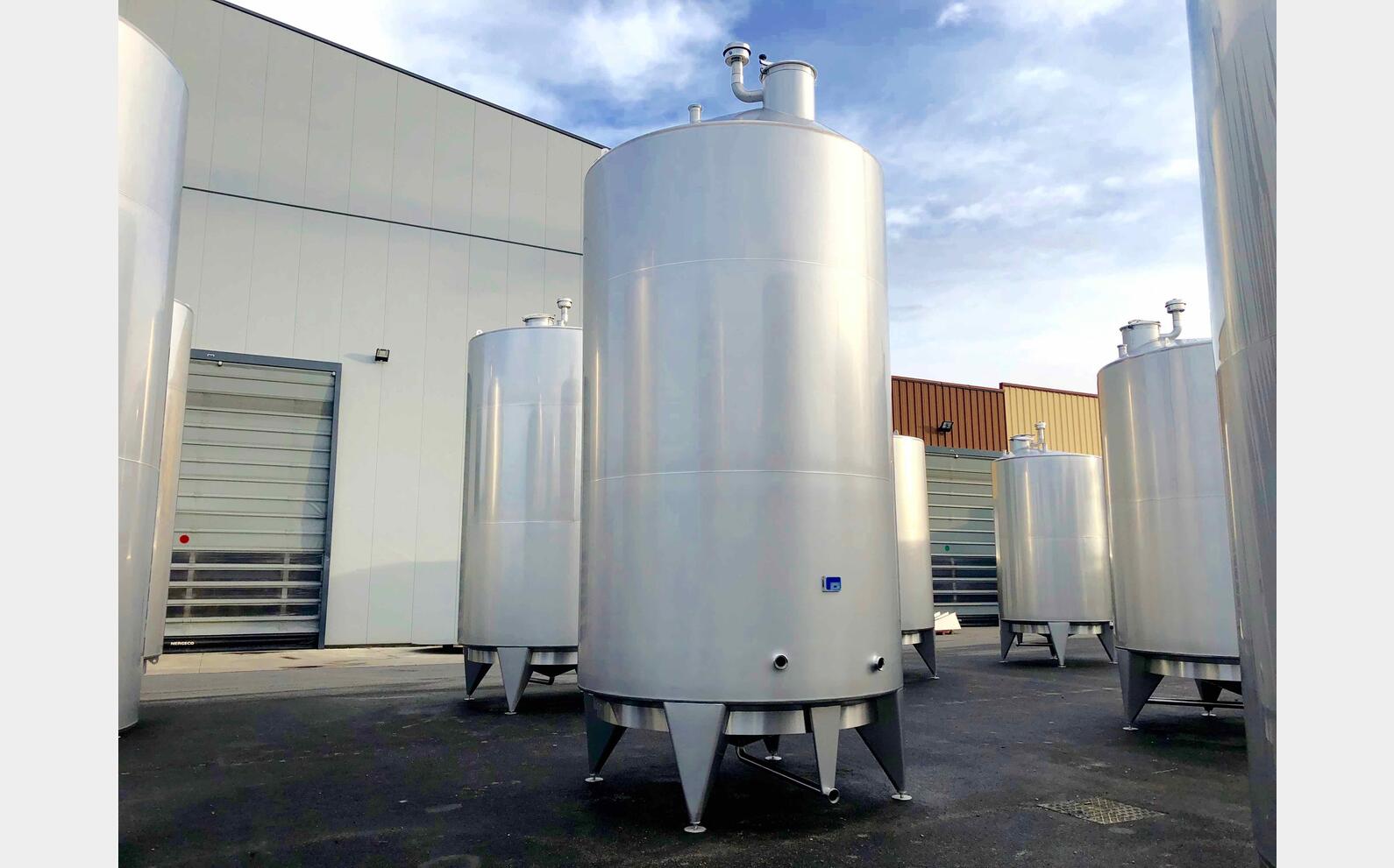 304L stainless steel storage tank 205 HL (20500 liters) ARSILAC