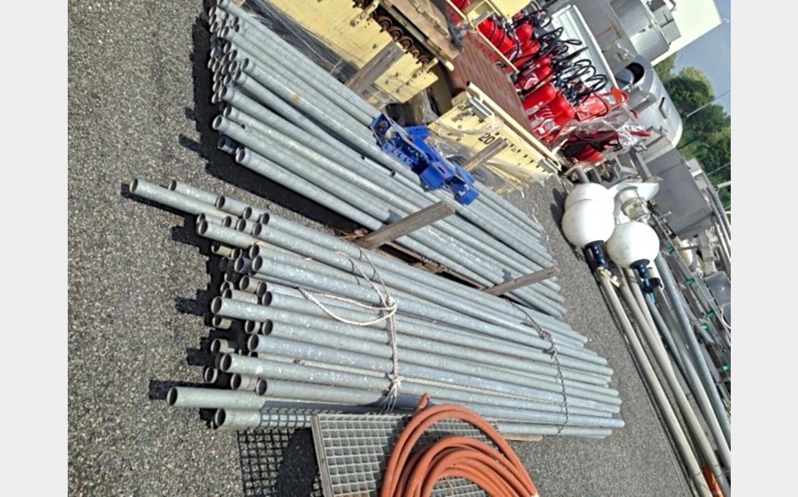 Galvanised steel pipe