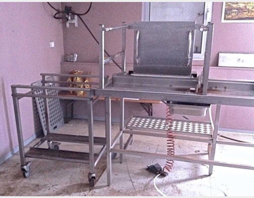 Machine &agrave; fabriquer PU0118