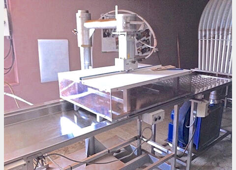 Machine &agrave; fabriquer PU0118