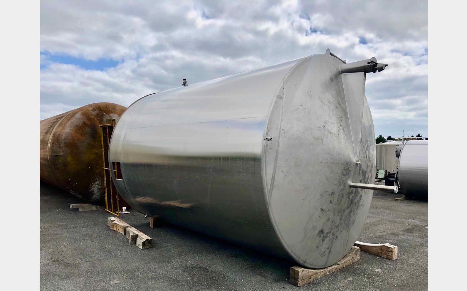316L stainless steel tank 375 HL (37 500 liters)