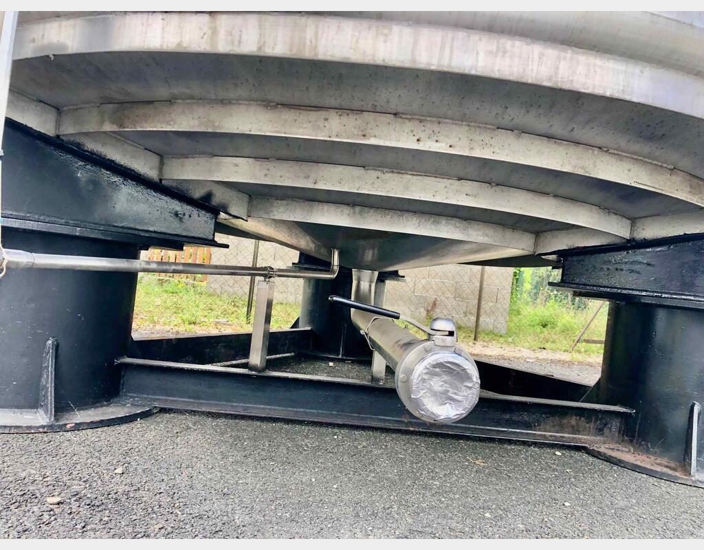 Stainless steel tank 316L - Closed - Agitated