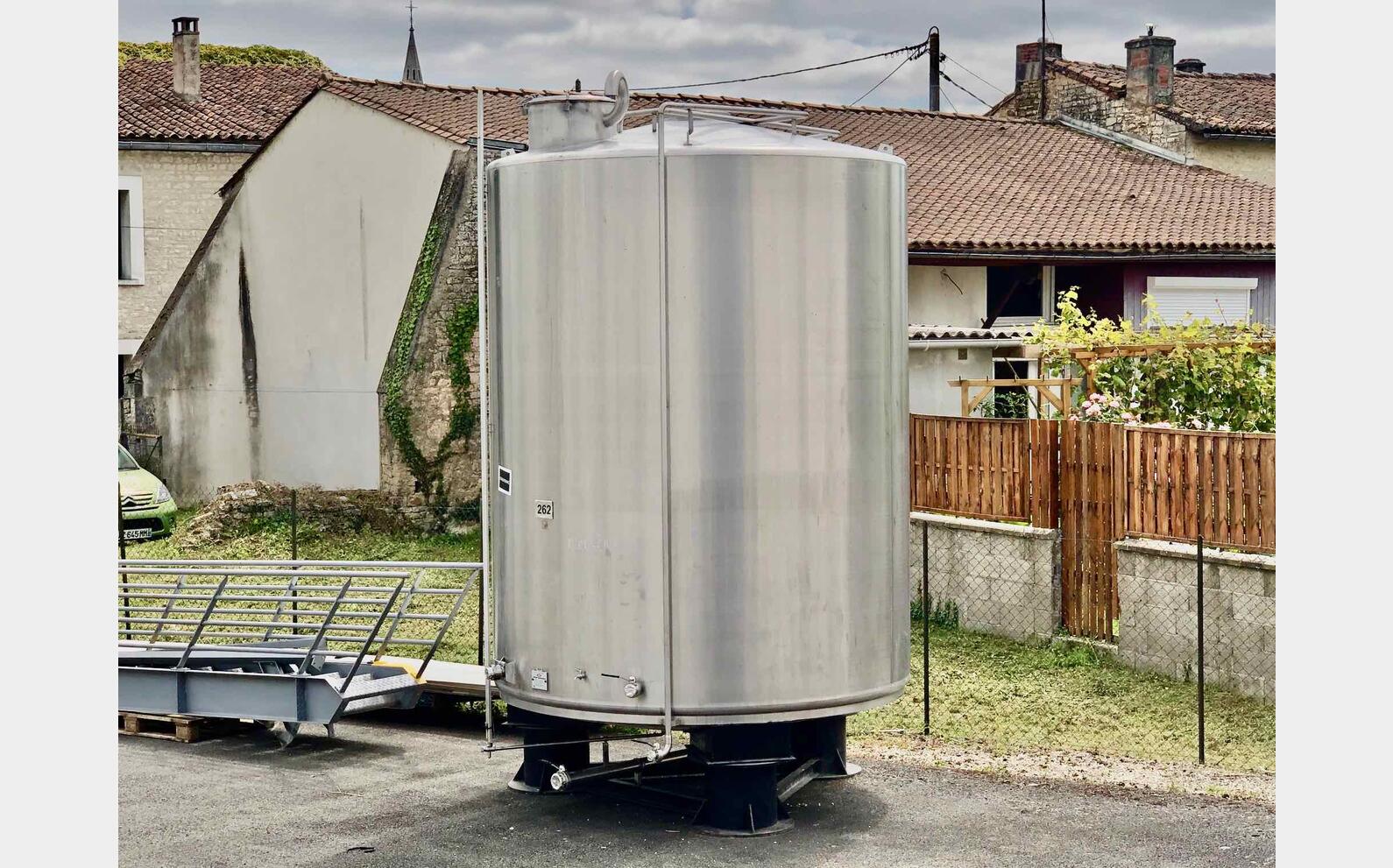Stainless steel tank 316L 158 HL (15 800 liters)