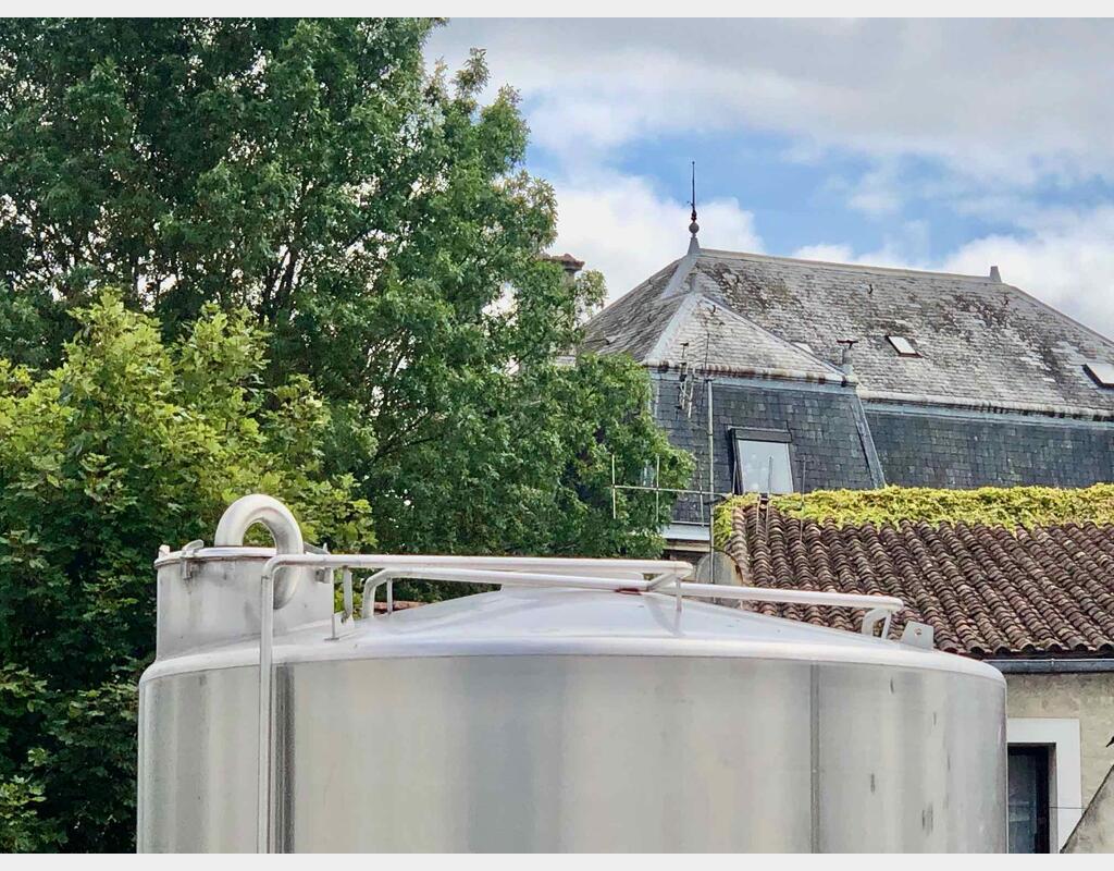 Stainless steel tank 316L - Closed - Agitated