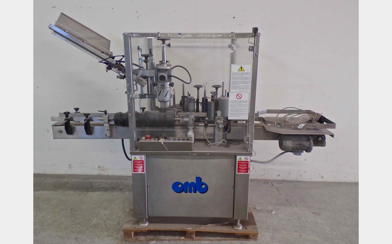 Etiqueteuse capsuleuse OMB 1000 bt/h