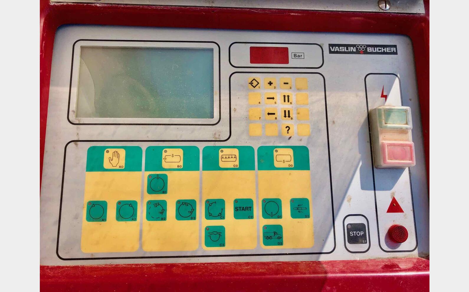 Pressoir - RPF 50 50 HL (5 000 litres) BUCHER