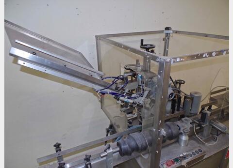 Etiqueteuse capsuleuse OMB 1000 bt/h - autocollante, deux postes