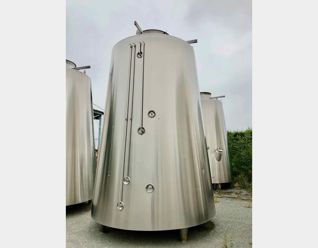 Stainless steel tank 304 L - Isolated tronconics - Compartmentalized and shell circuit