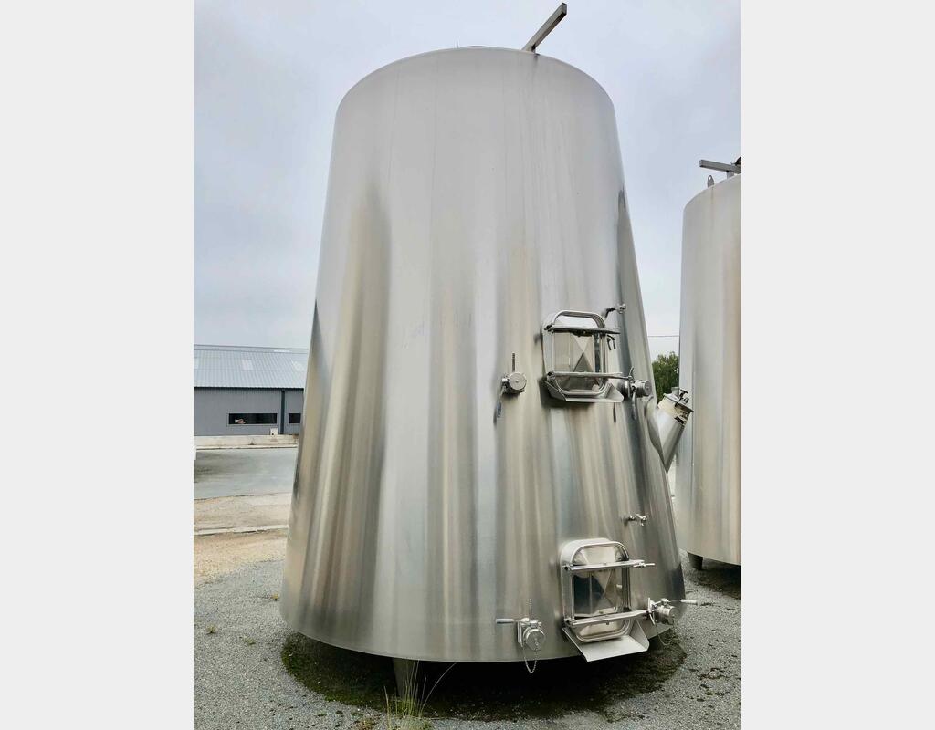 Stainless steel tank 304 L - Isolated tronconics - Compartmentalized and shell circuit