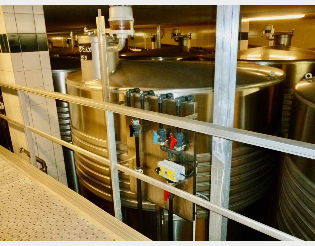 Proofing vat stainless steel 316L  - Vertical, flat bottom, with skirting