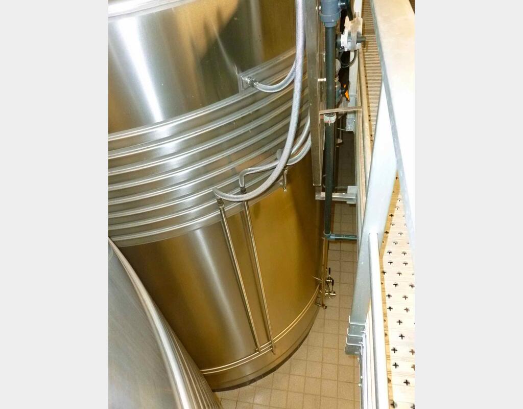 Proofing vat stainless steel 316L  - Vertical, flat bottom, with skirting