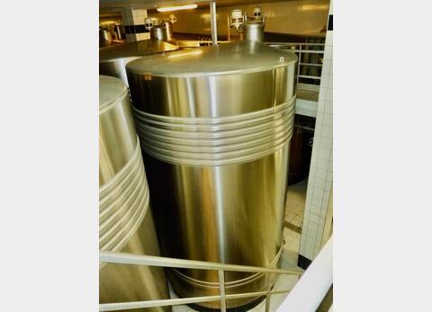 Cuve de fermentation INOX 316L  - Verticale fond plat sur radier avec jupe