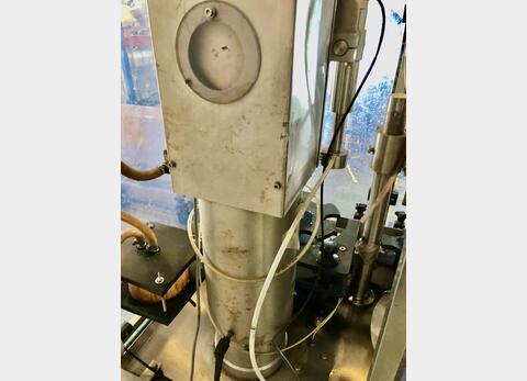 Corking machine  CLIFOM