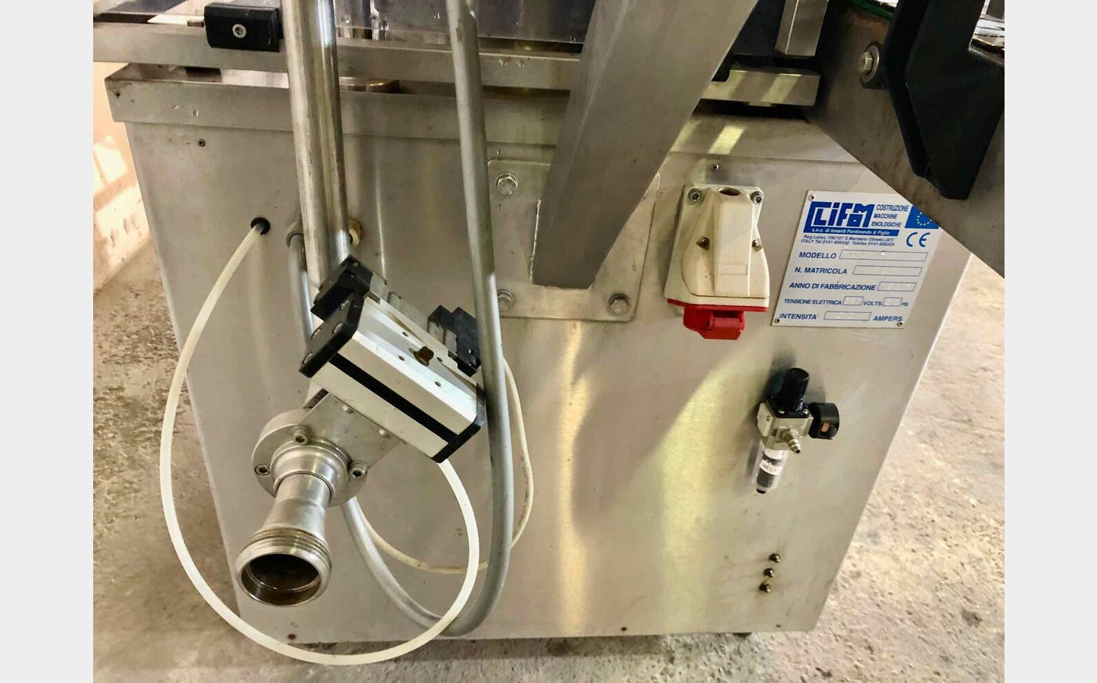 Corking machine  CLIFOM