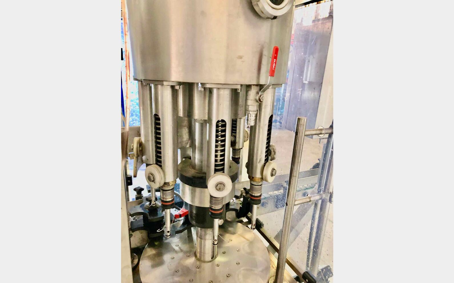 Corking machine  CLIFOM