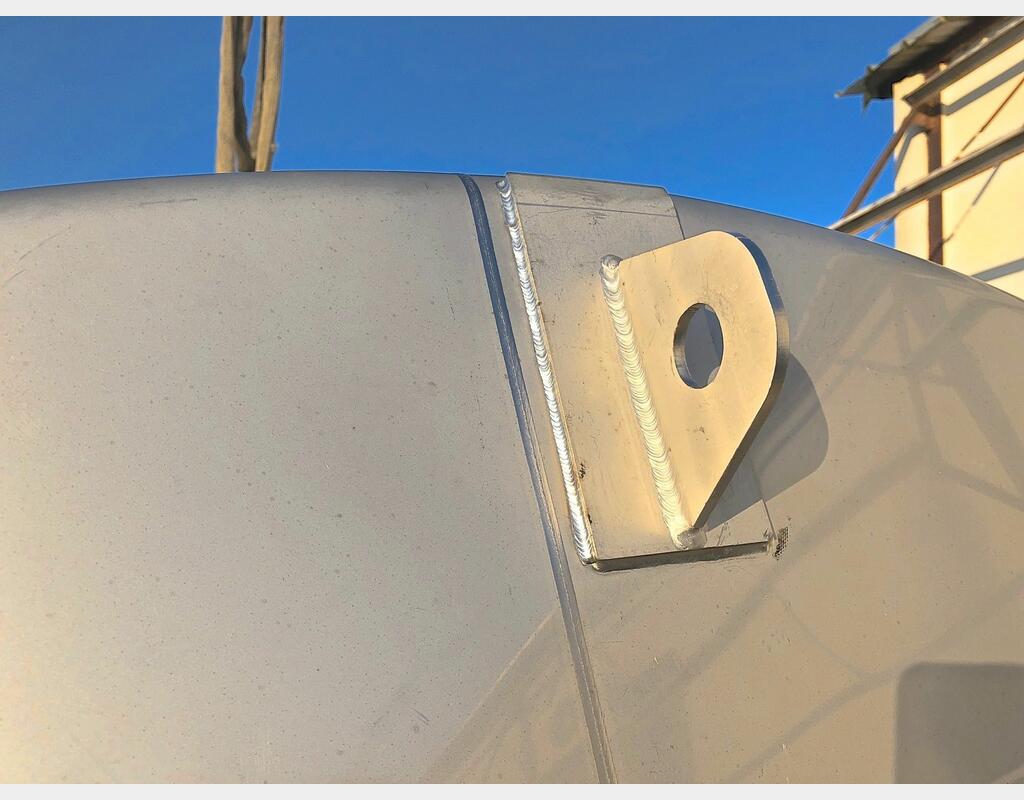 304L stainless steel storage tank