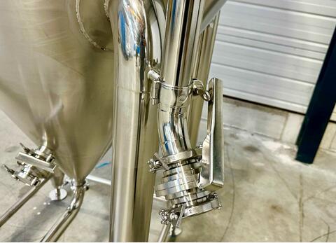 304 stainless steel tank - Cylindro-conical - Closed - On feet