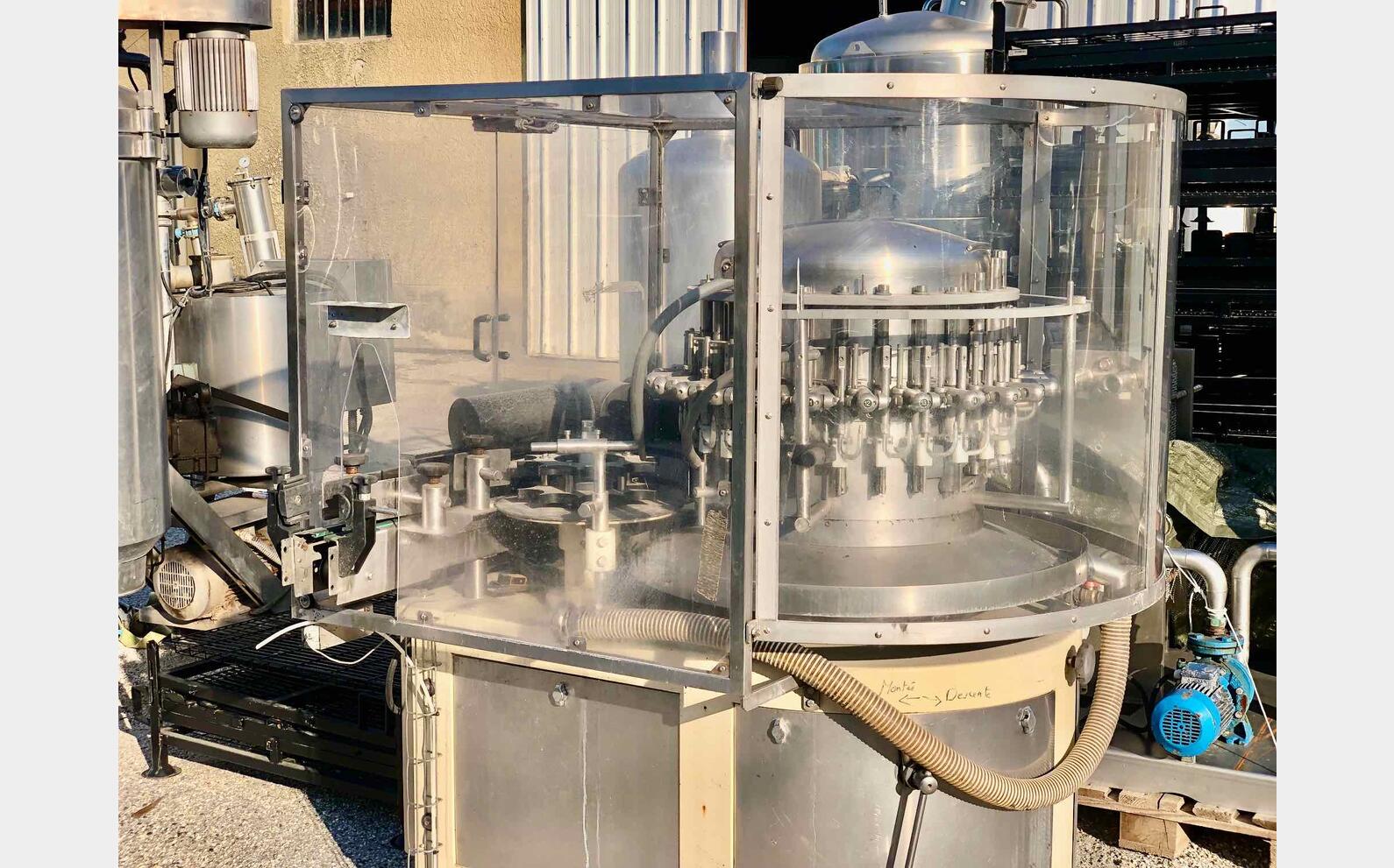 Rinceuse bouteille PERRIER